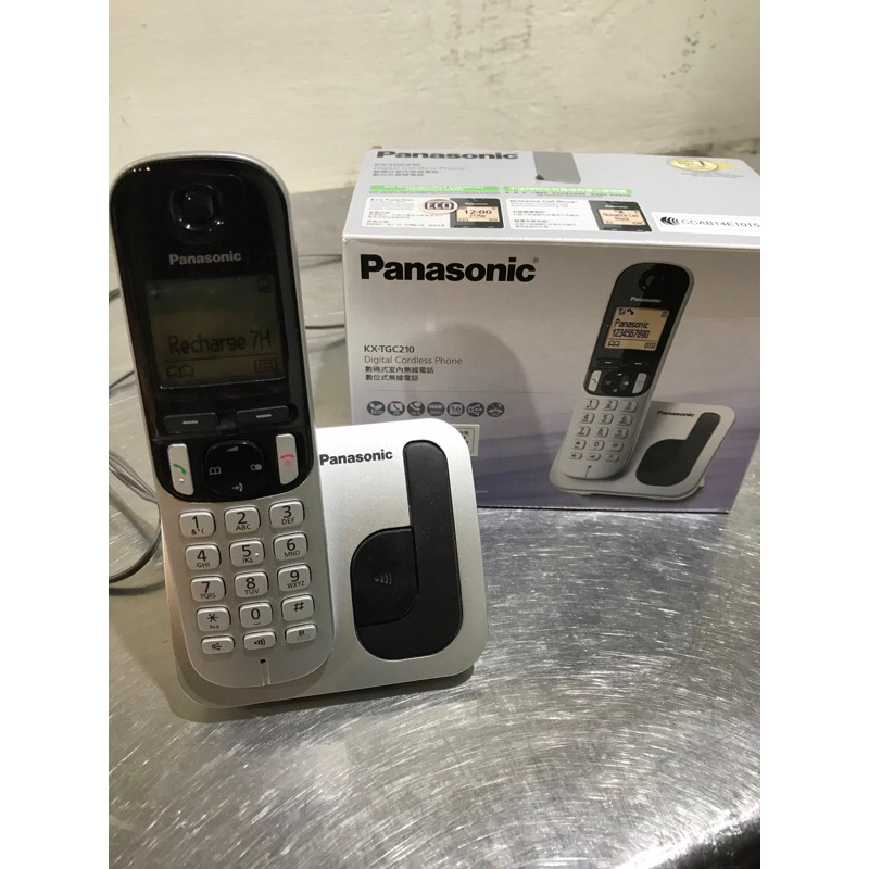 Panasonic 國際牌數位式無線電話 KX-TGC210