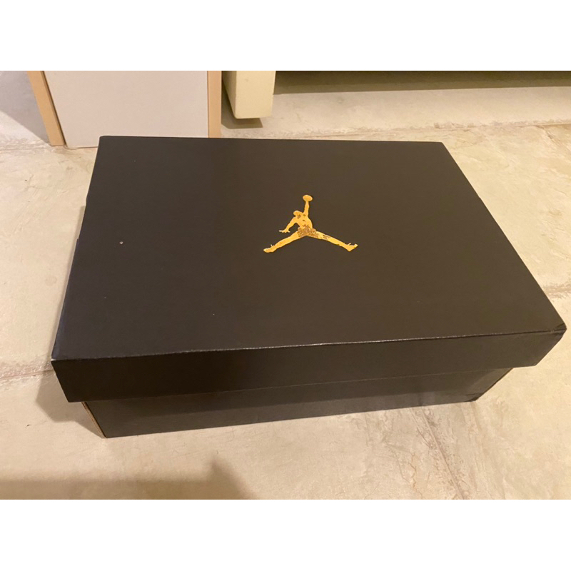 🎀 二手品牌鞋盒 Nike Jordan 喬丹球鞋鞋盒  Air Jordan 1 Low  6.5Y加贈飛人貼紙