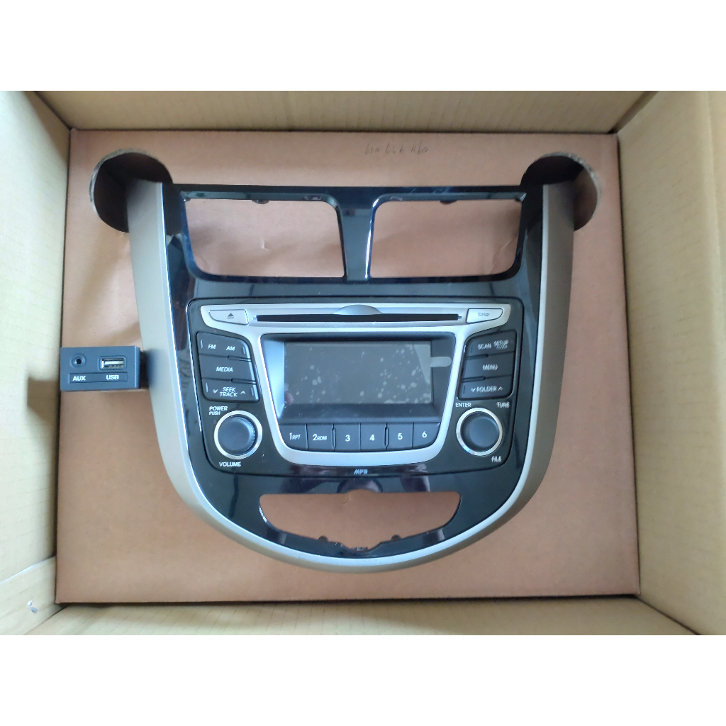 Hyundai現代汽車音響主機+usb/aux插座