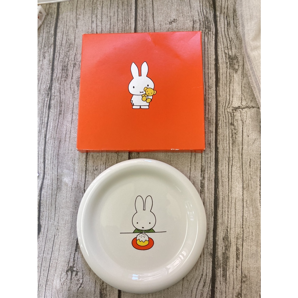 日本 正版 MIFFY 米飛兔 米菲兔 米菲 盤子 圓盤 淺盤 菜盤 陶瓷 陶瓷盤 白色 限量 銀行聯名 蛋糕盤