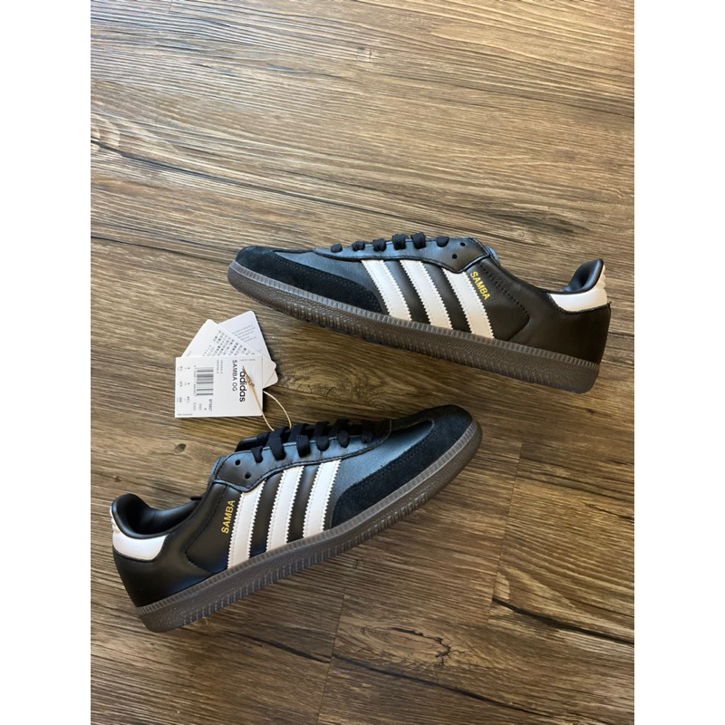 Adidas Samba OG(US9.5)台灣Adidas官網購入Bella Hadid、Jennie著用