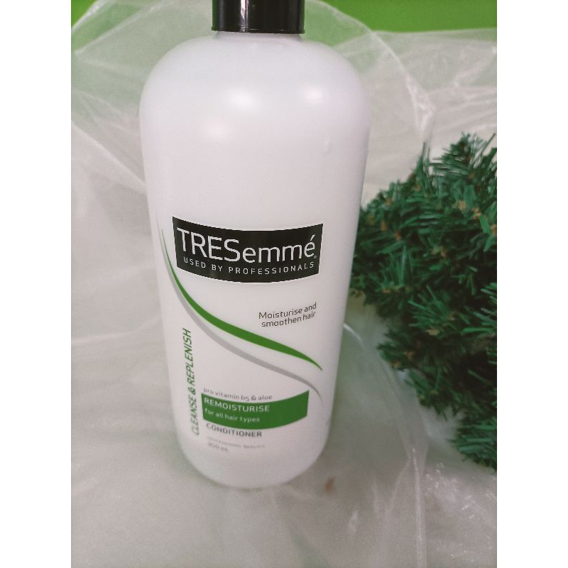 澳洲TRESemme維他命原 B5蘆薈滋潤護髮乳 聞得到蘆薈的香味