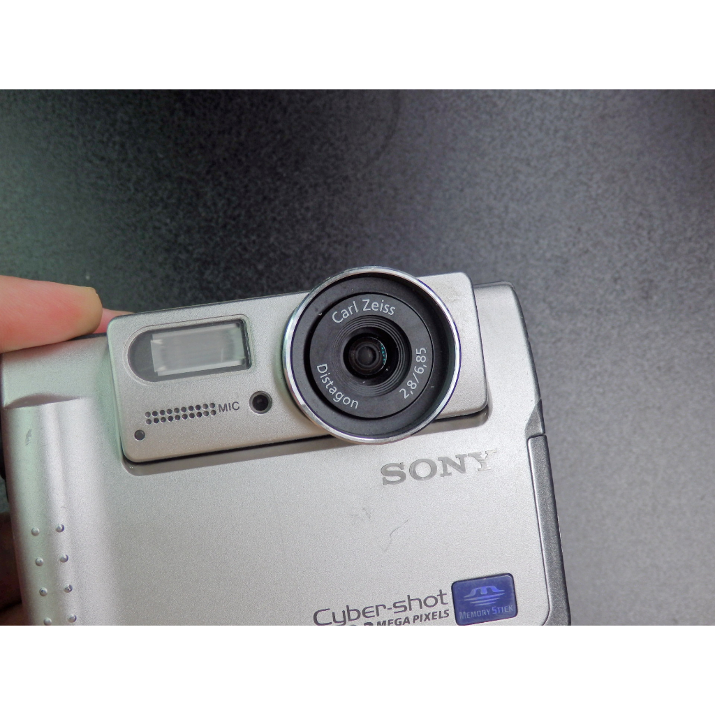 低価格の mc6f156tn SONY Cyber−Shot DSC-F55V tessiturasdenos.com.br
