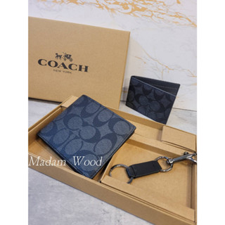 【預購】COACH🉐️經典LOGO PVC防刮皮革短夾/卡夾 🌠鑰匙圈禮盒套組