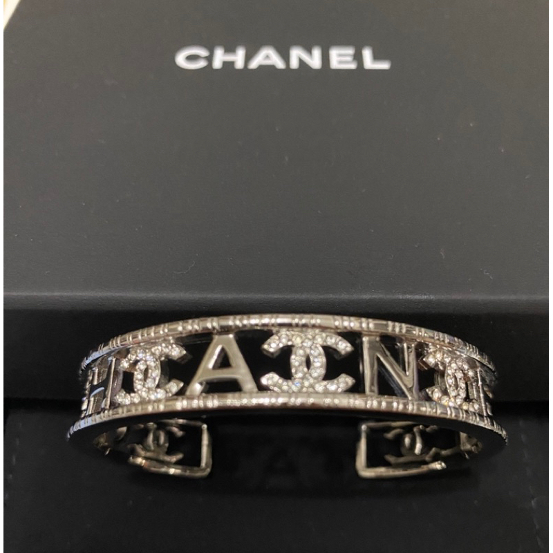 全新香奈兒Chanel銀色水鑽logo手環