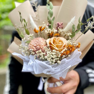 交期聊聊🚚畢業🎓韓式花束🌷急件可🌹玫瑰花束💐多種配色 乾燥花束 永生花束 擴香索拉花束 畢業花束 告白520