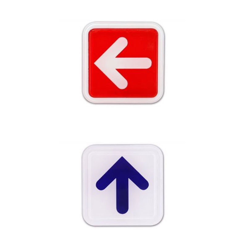 【匠心獨具】指示牌 標示牌 方形 6x6 cm 箭頭指示（上下左右通用）紅底白箭頭 白底藍箭頭