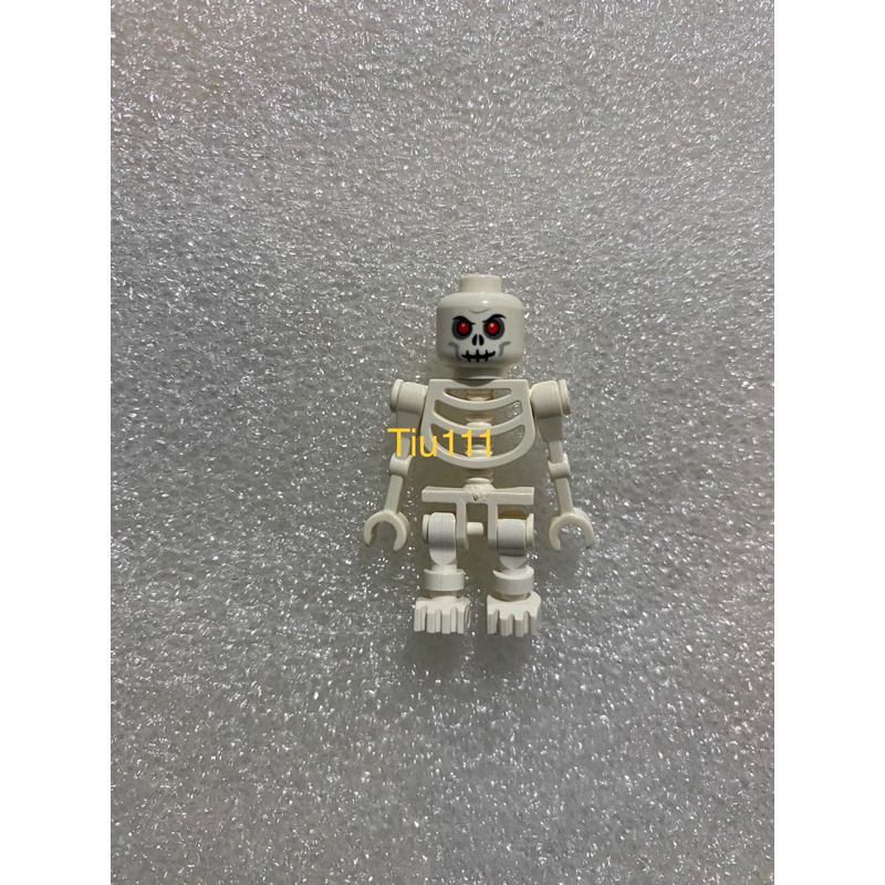 LEGO 樂高 城堡 7094 白色 骷髏士兵 skeleton warrior 已組裝 cas328