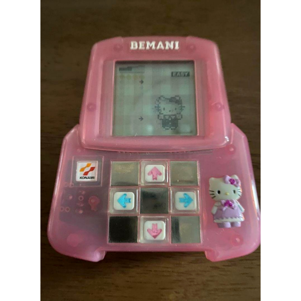BEMANI Beatmania pocket Hello Kitty 粉紅色 狂熱節拍 跳舞機 節奏DJ 遊戲機 娃娃