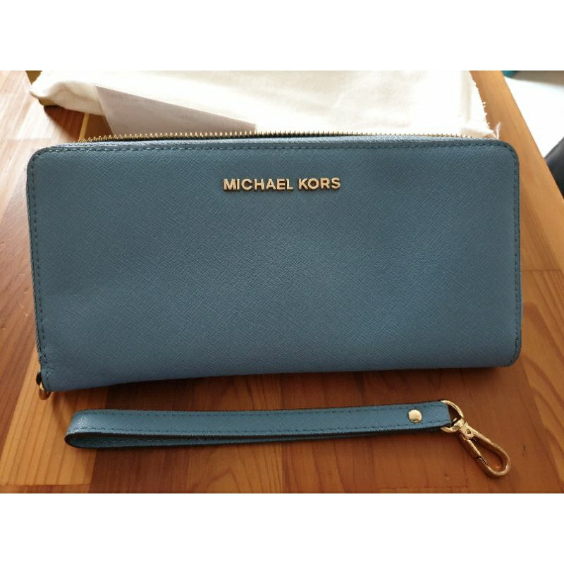 （降價）MK(Michael Kors)2018美國代購美美淺藍色長夾！附美國購買收據原價178美金，夾層超多＃保證正品