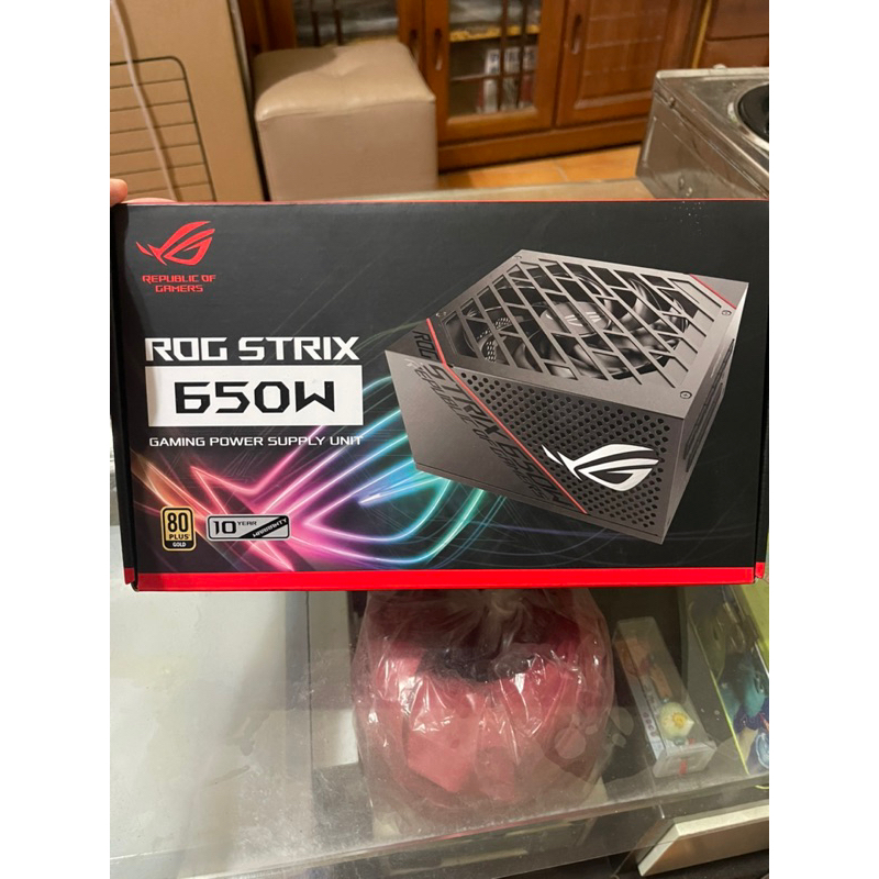 (二手）ASUS 華碩 ROG STRIX 650W 80+ 金牌 全模組化 電源供應器