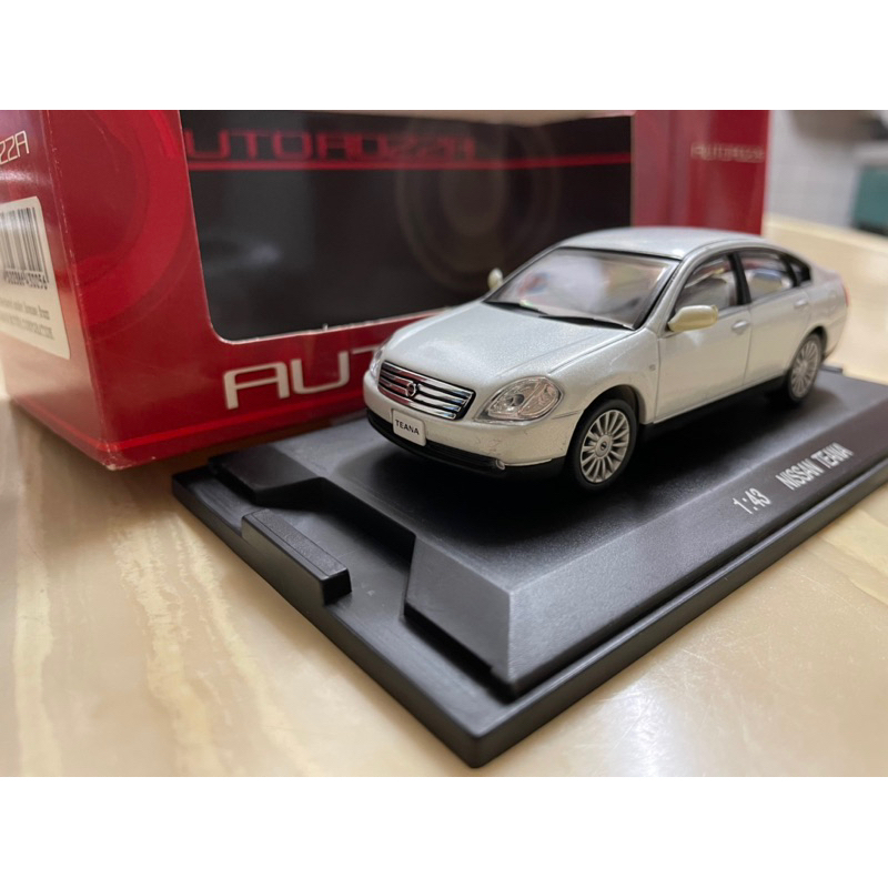 稀有日版第一代 Teana 1/43 合金模型車