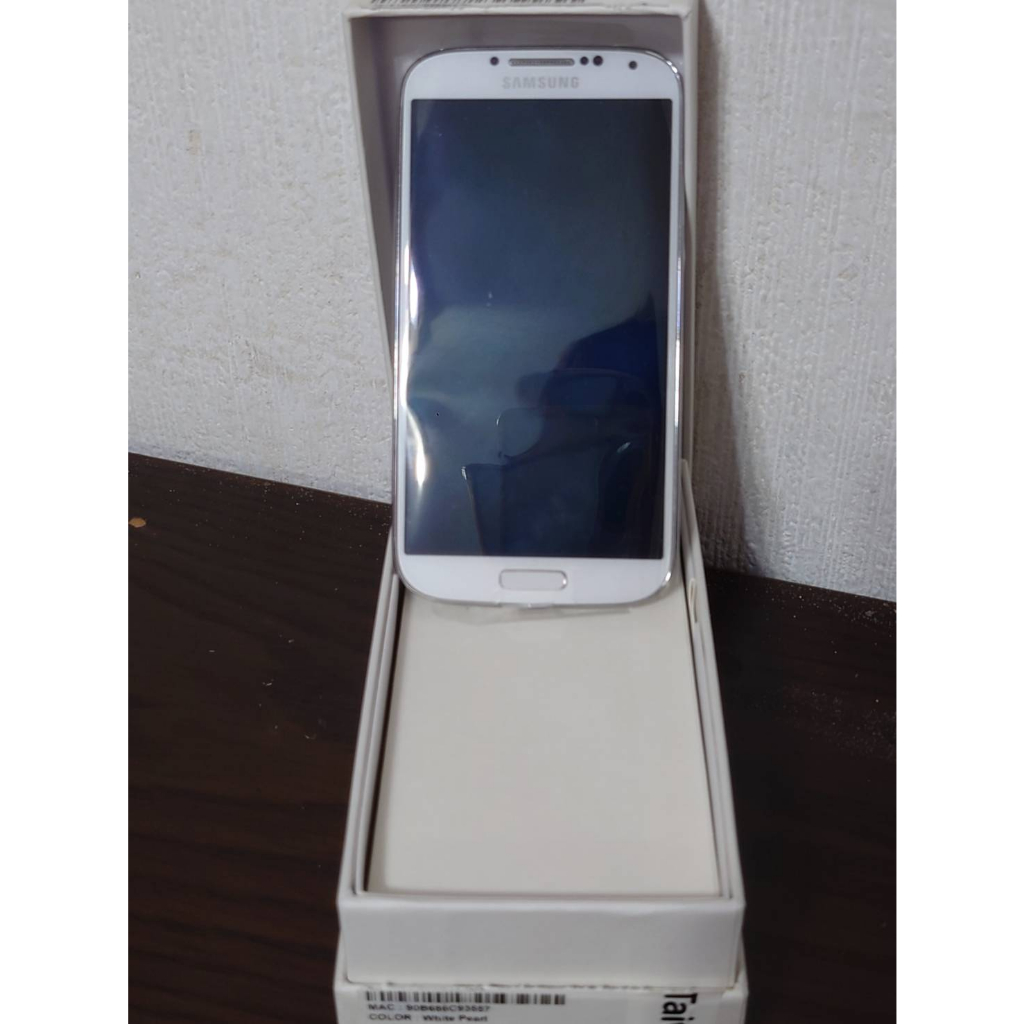 [Samsung實展福利機] Galaxy S4(外觀如新) (降價含運)