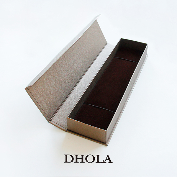 DHOLA｜【風情手鍊盒(磁鐵)-咖啡】絨布袋 送禮包裝 手作 手工藝 飾品 配件 朵拉手藝材料店
