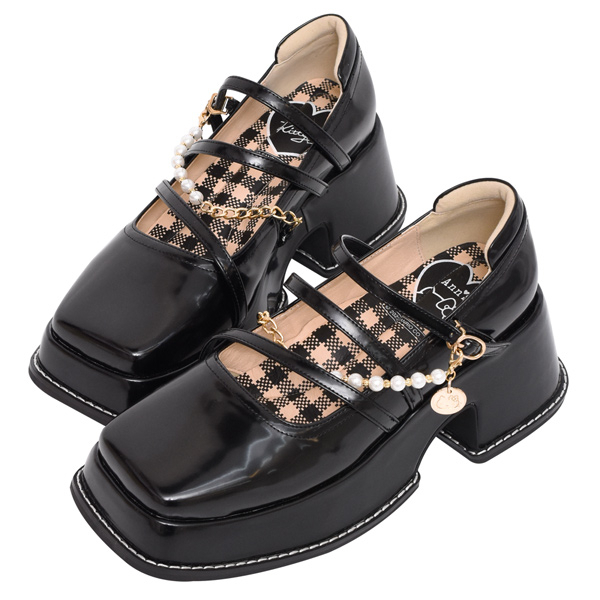 HELLO KITTY X Ann’S日系女孩可拆珍珠鍊條訂製金屬牌瑪莉珍厚底鞋 7.5cm-黑