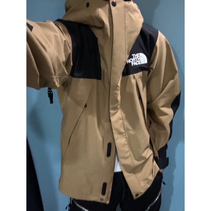 NP61800 BK M號 The North Face