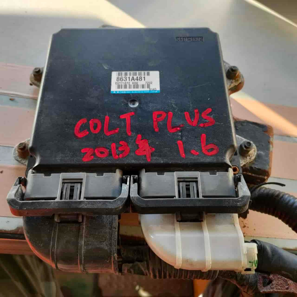 2013 三菱 COLT PLUS 1.6 電腦 8631A481 零件車拆下