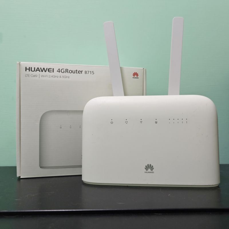 台灣公司貨 HUAWEI 華為 B715s-23c 載波聚合3CA 4G LTE 無線分享器/路由器，非 b818 