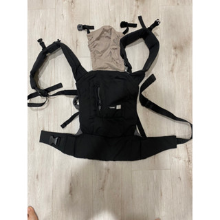 Combi 二手嬰兒背帶