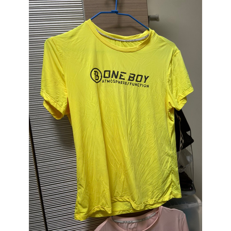 ONE BOY女冰感logo印花冰鋒T恤-黃色