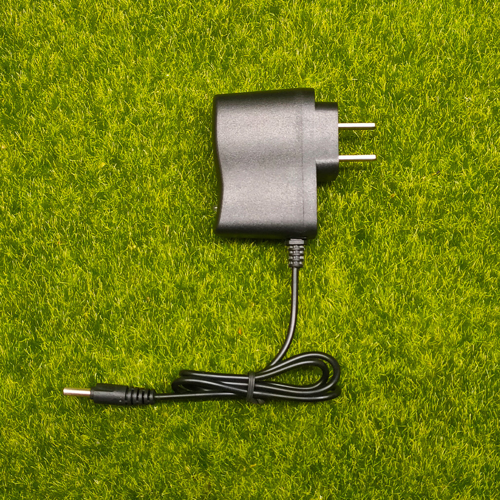 【太陽能百貨】特價出清 AC 100V~250V DC 4.2V 0.5A 變壓器 兩種接頭
