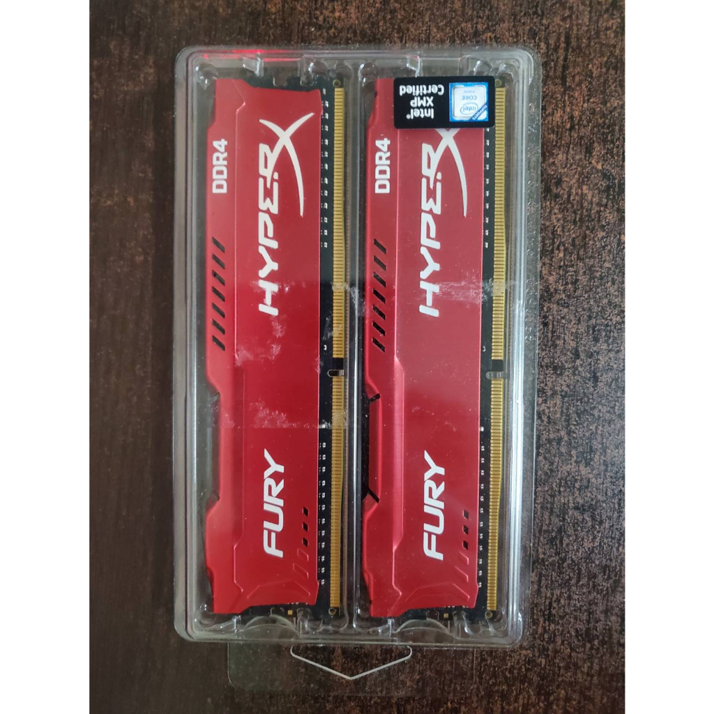 金士頓 HyperX FURY DDR4 2400 8GB *2 (紅)