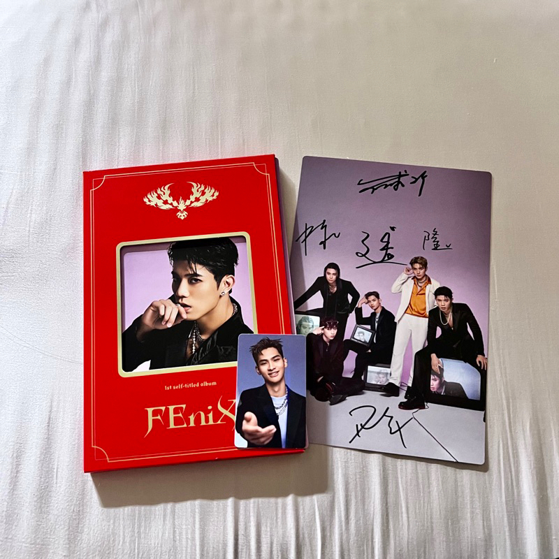FEniX 首張同名專輯 附有親簽團卡（浦洋小卡）