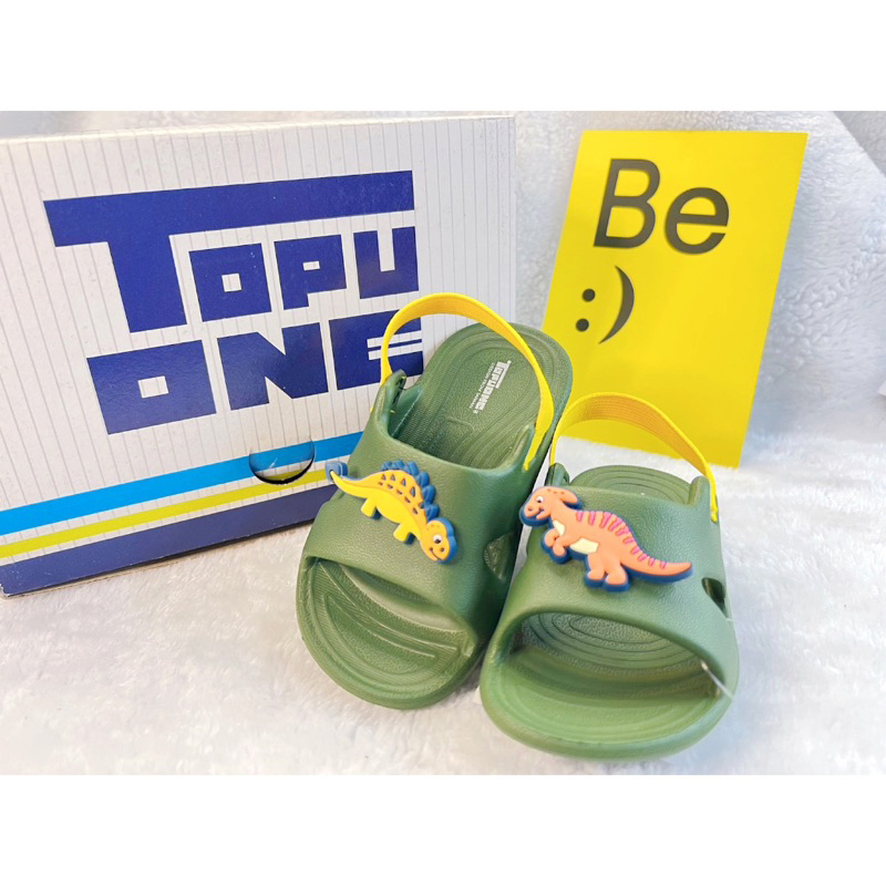[ 附發票 ] TOPU ONE 兒童涼拖鞋 好看軍綠色 不對稱圖案 也可變素面 鬆緊帶設計 MIT 材質佳