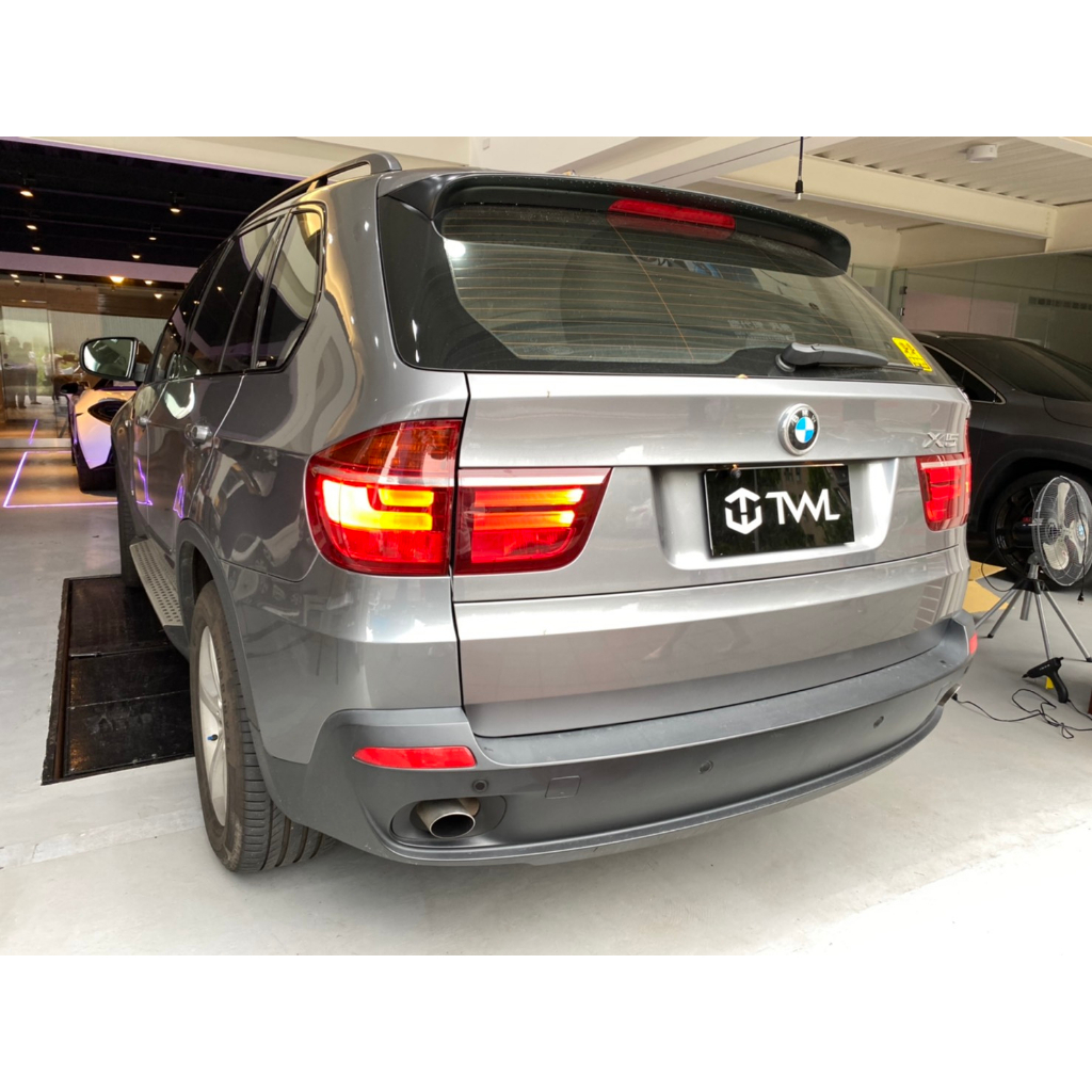 台灣之光  全新BMW X5 E70 09 07 10 08年小改款後期款紅白LED光柱後燈組 尾燈組