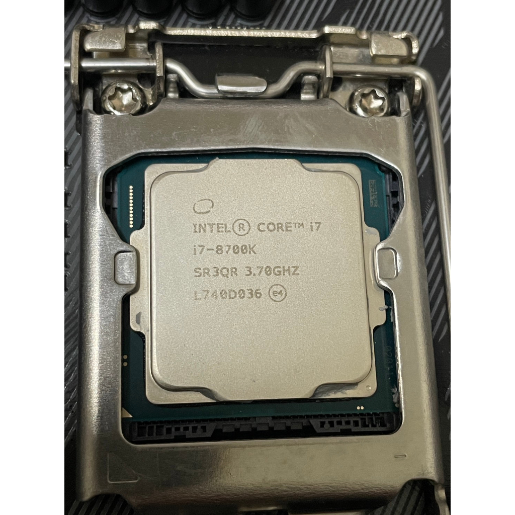 第八代  中央處理器 I7-8700k CPU