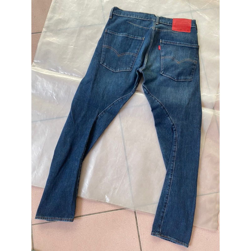 levis-lej502-3D立體剪裁-女褲