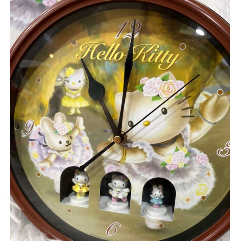日本進口Hello Kitty名畫芭蕾舞者音樂掛鐘三個公仔娃娃會旋轉跳舞送同款名畫大餐盤