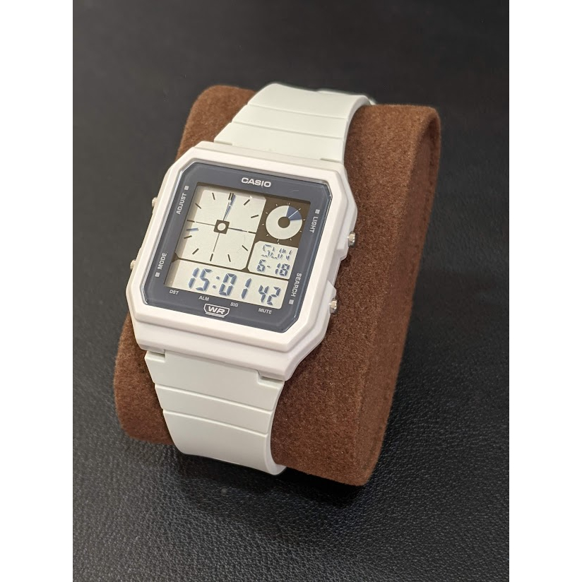 CASIO 復古電子錶 LF-20W-8A