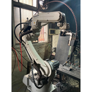 中古焊接型工業機器人/焊接機器人/機械手臂
