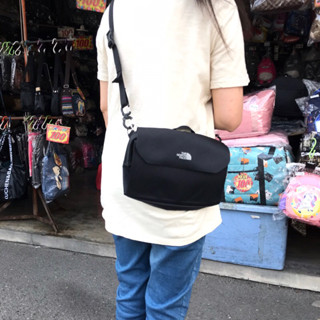 專修理書包登山包皮夾 斜揹包後揹包防水尼龍公事包各種維修拉鍊背帶面料手把底部等等拉桿旅行箱行李箱的行李袋臺灣嘉義便當袋