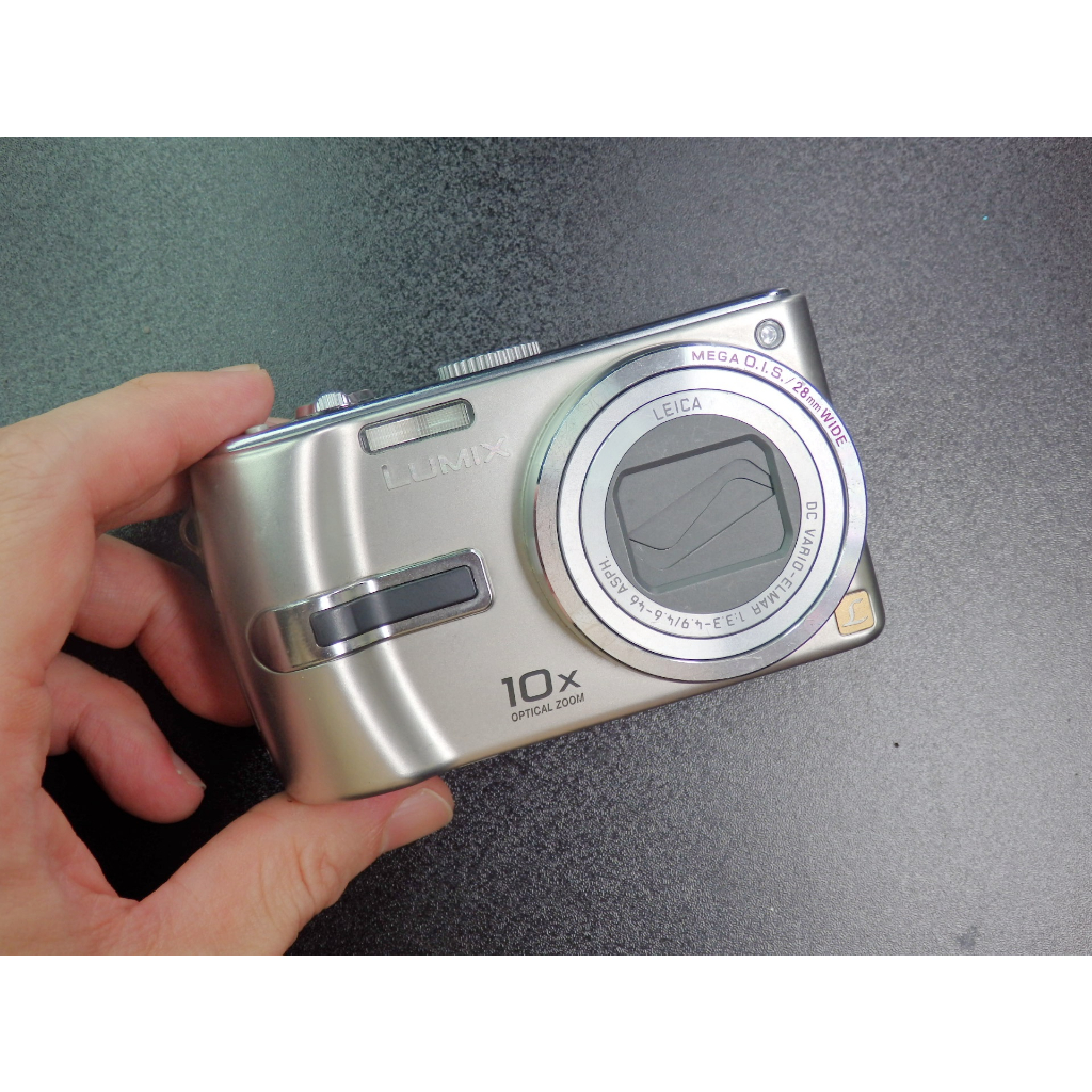 &lt;&lt;老數位相機&gt;&gt; Panasonic LUMIX DMC-TZ3 (Leica 10倍光學鏡頭 / CCD )