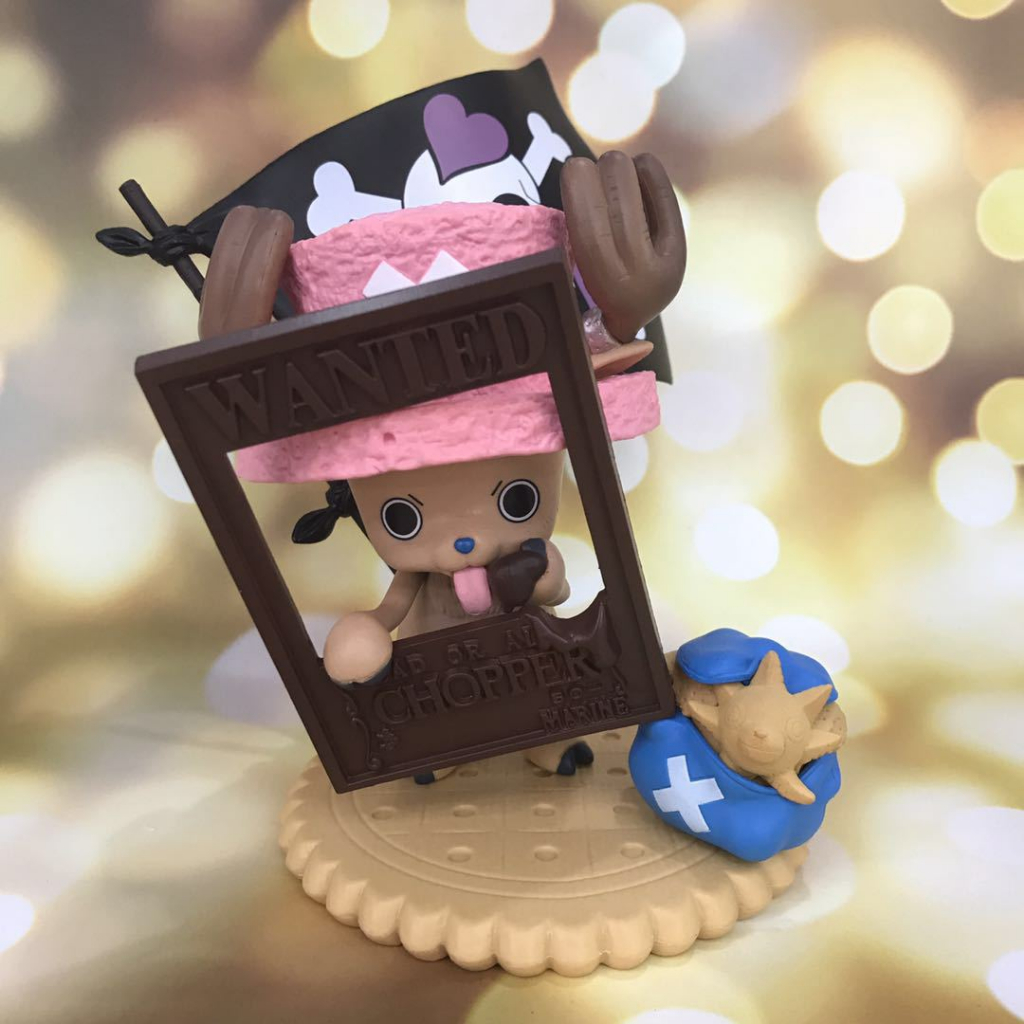 清倉【海賊王】 通緝令 相框喬巴 巧克力朱古力 盒裝 生日禮物桌面  17cm