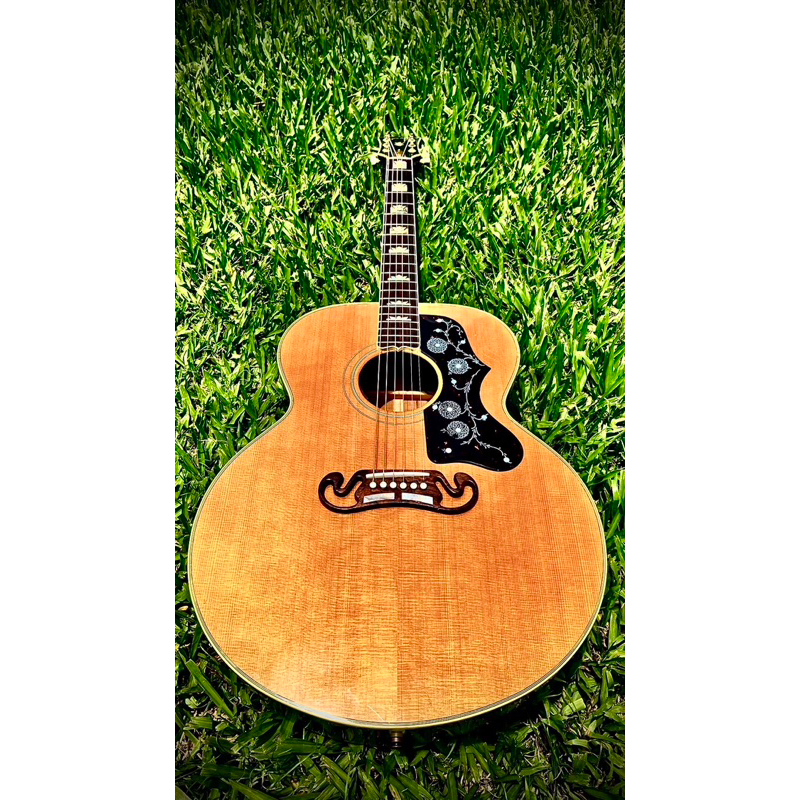 Gibson J-200 KOA SPECIAL EDITION