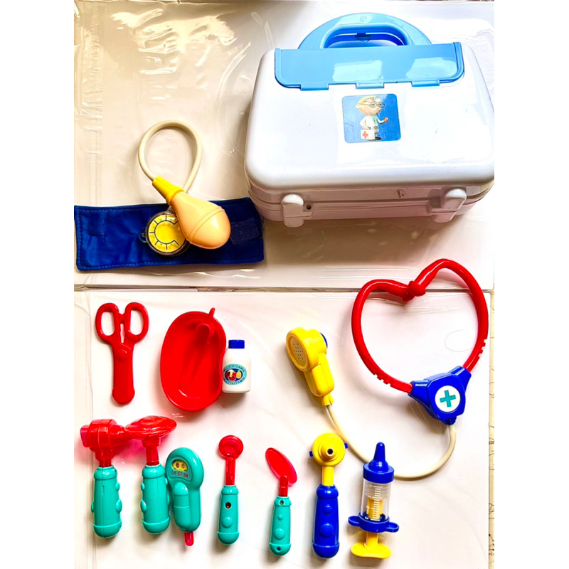【二手玩具】兒童醫生玩具套裝  醫藥箱醫具玩具 教育玩具，