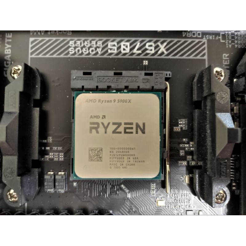 AMD Ryzen 9 5900X 原價屋發票109/12/25保固到112/12/25