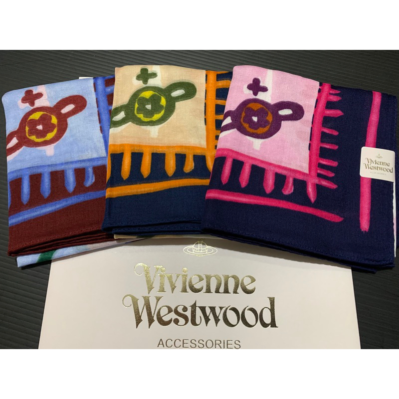 ╭☆°水水私貨舖☆°╮【Vivienne Westwood】全新真品 兔子星球系列 手帕(附品牌包裝禮袋)~新品