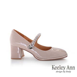 Keeley Ann 金屬釦真皮中跟包鞋(2257723)