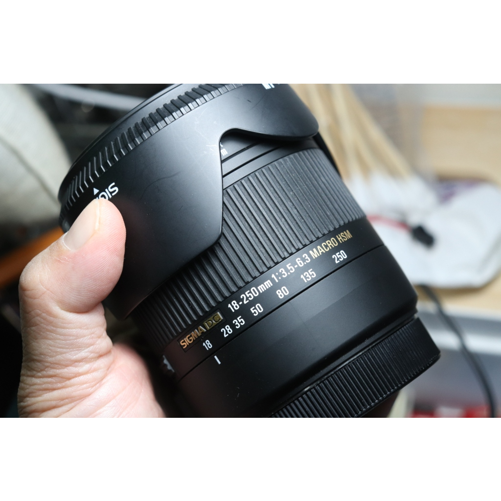 賣己用不到的鏡頭 Sigma 18-250mm F3.5-6.3  FOR NIKON 超強且好用的