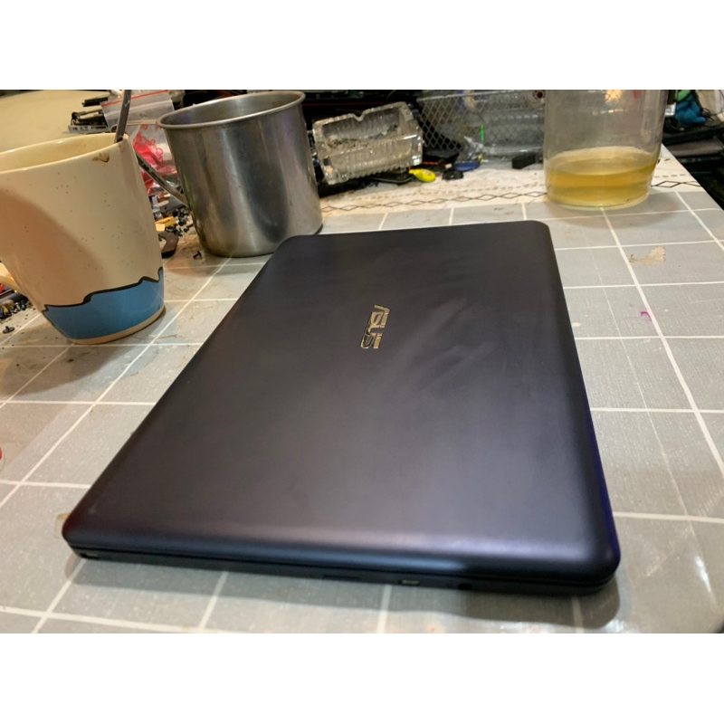 華碩ASUS EeeBook X205T 小筆電