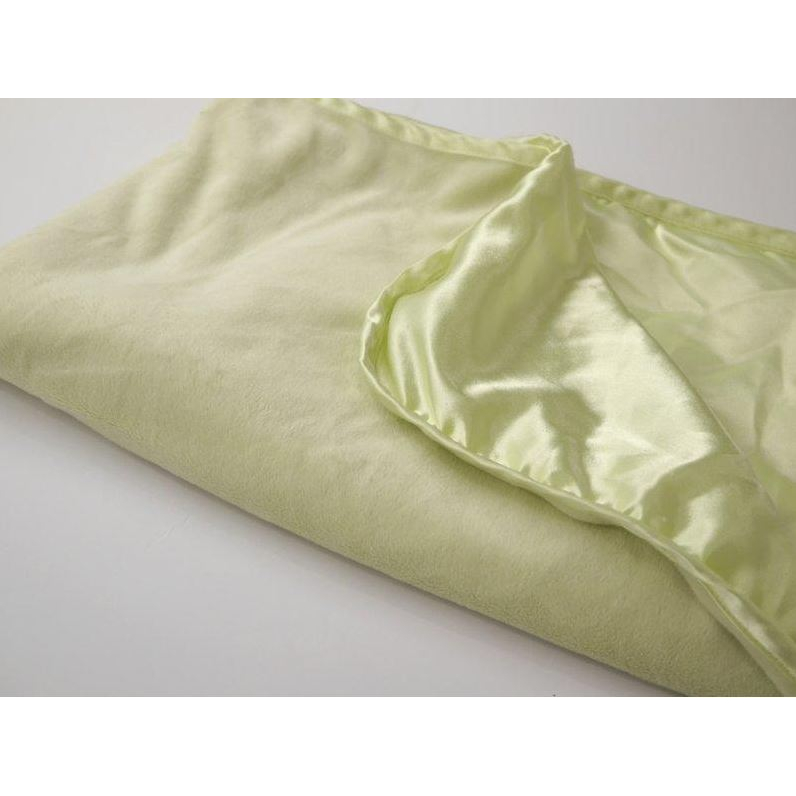 二手 蘋果綠 嬰兒毛毯 (絨布面料、緞面內裡)