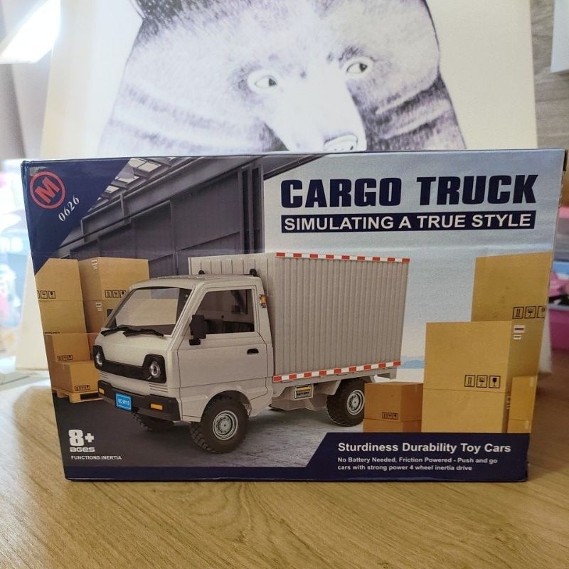 全新現貨 CARGO TRUCK 載卡多 得利卡 1：16卡車 附紙箱 可堆放在卡車上 貨物車 運送車 回力車 仿真模型