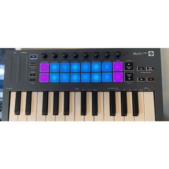 音樂聲活圈 | Novation Launchkey MINI MK3 第三代 25鍵 主控鍵盤 MIDI鍵盤 控制器