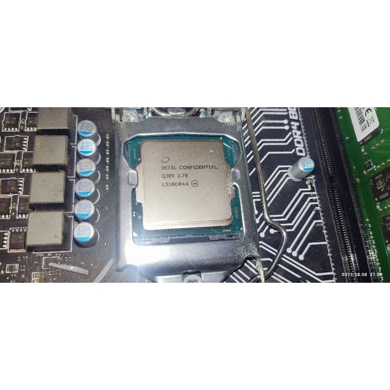 賣CPU 1顆 i5 6600t  i5-6600t CPU使 用時間200小時 非常新