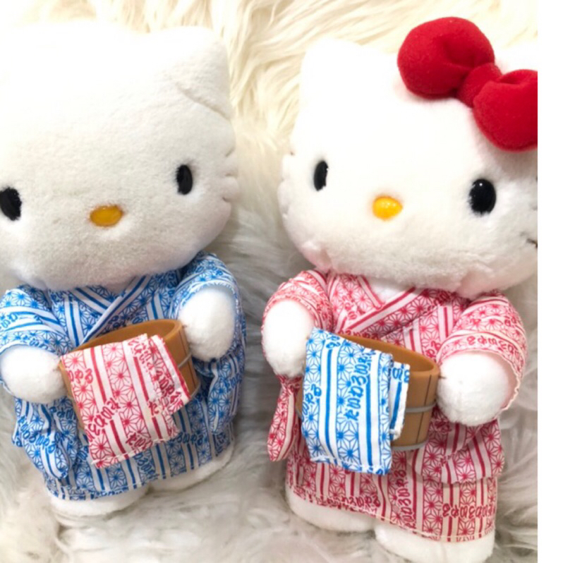 日本進口Hello Kitty泡湯的情侶娃娃