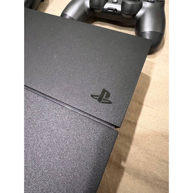 「二手」PS4 主機 ＋ 手把 1207A, 已改SSD